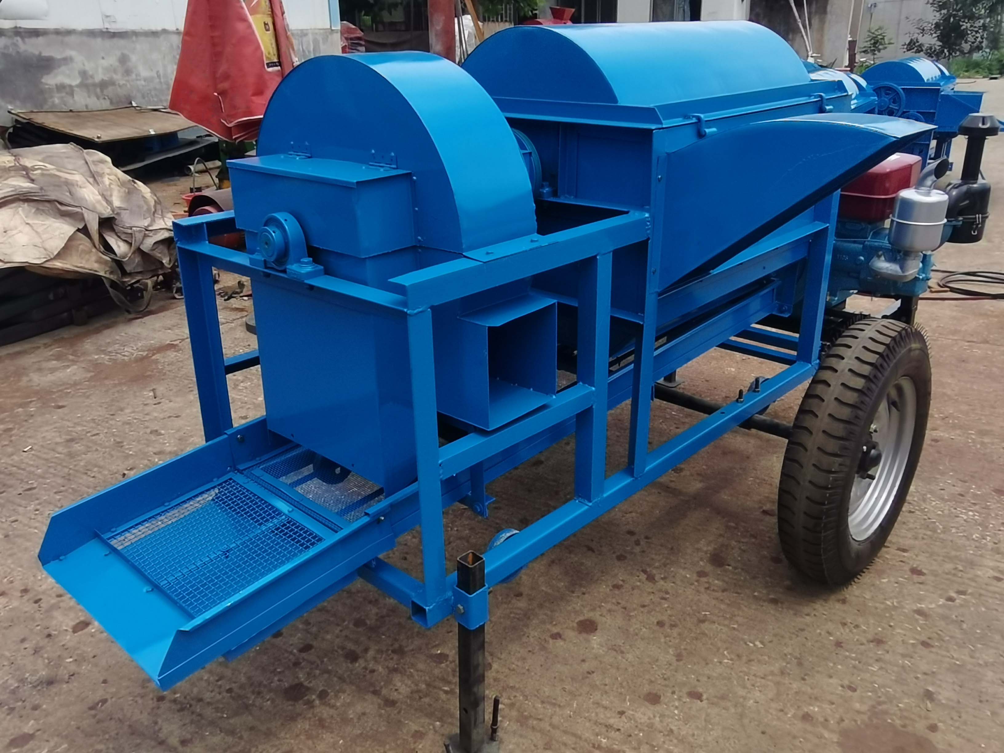 Macchinari agricoli Trebbiatri - Corn Sheller Machine recensione e prezzo